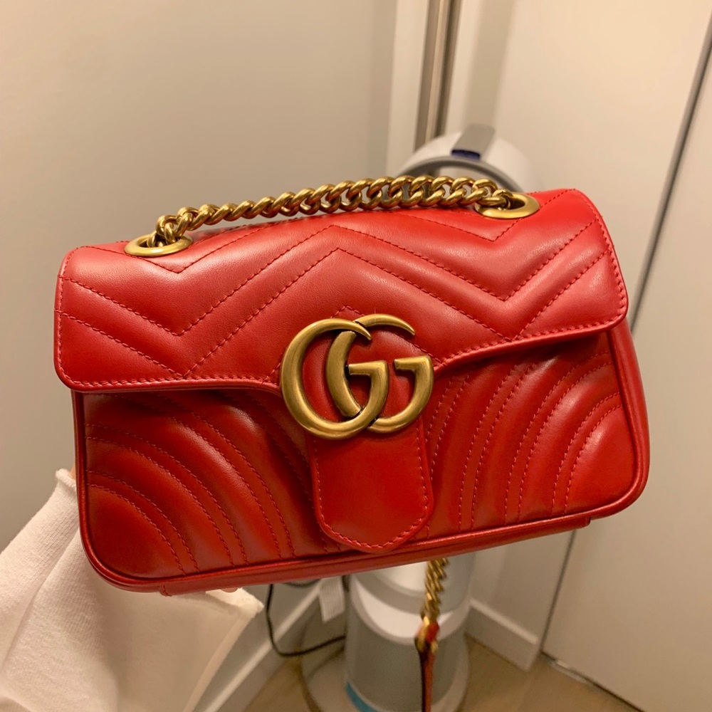 【Sold】Gucci marmont mini red crossbody bag